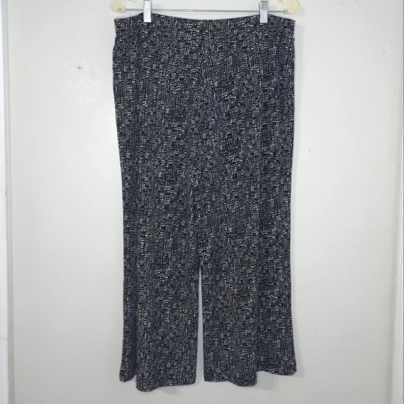 SUSAN GRAVER Liquid Knit Wide Leg Culotte Capri Pull On Pants w/ Pockets, M - Picture 5 of 13